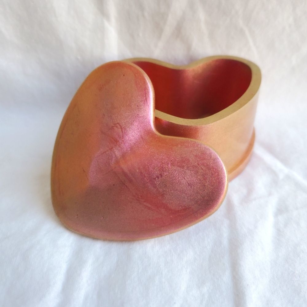 Champagne Heart Box